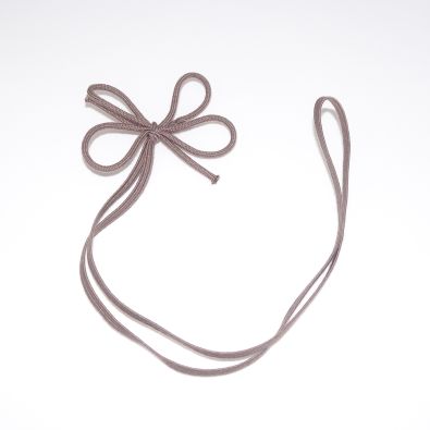 Elasticated ready-made decoration with 4-wing bow made of Tencel