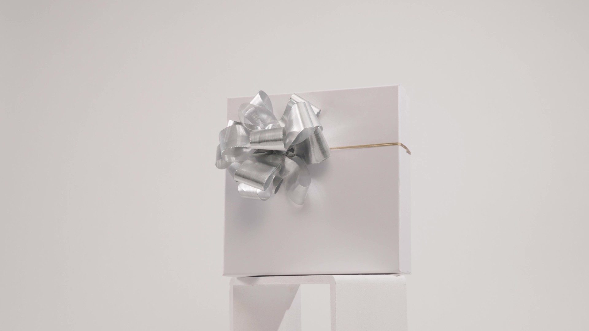 Ready-made bows with elastic band